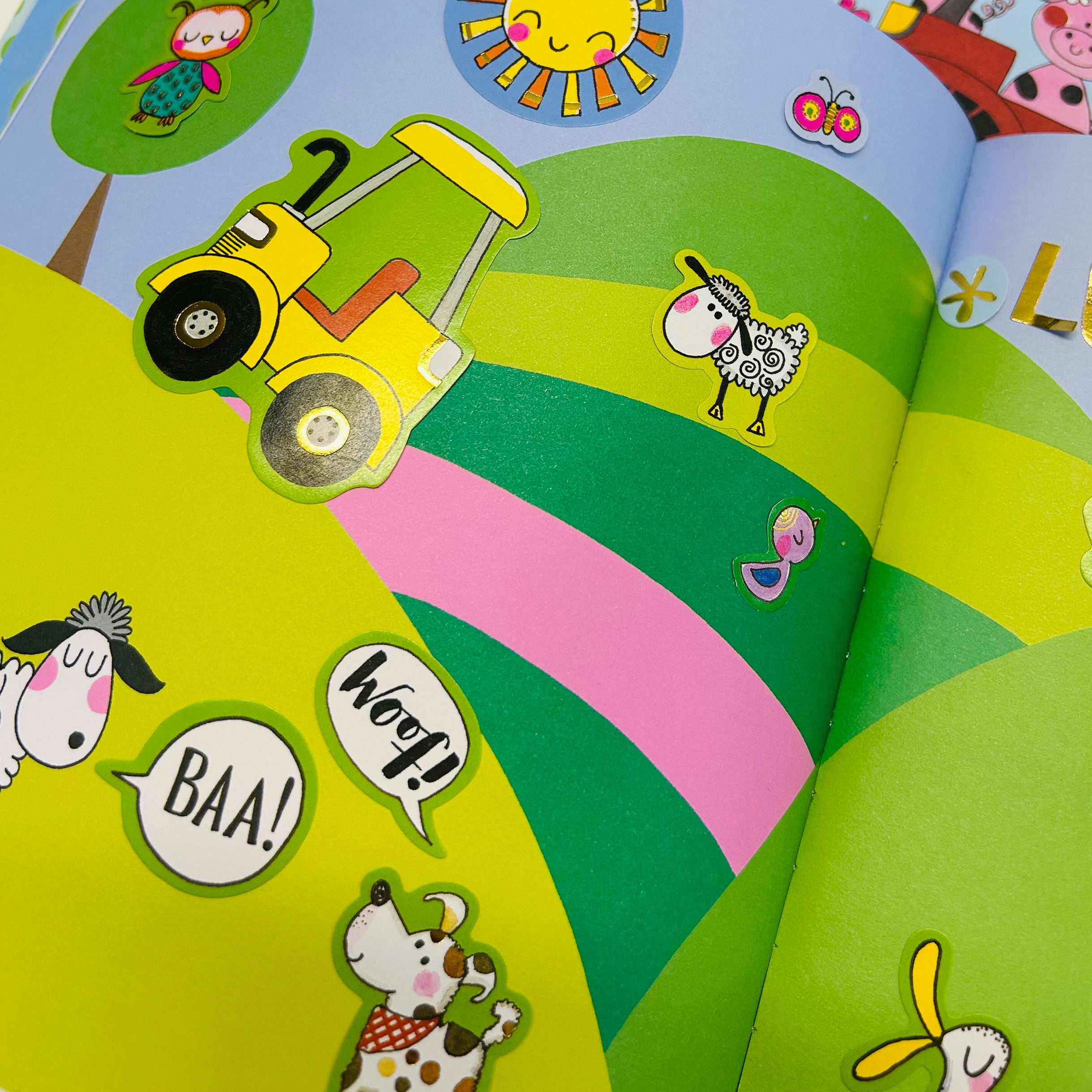 Sticker Scene Book - On The Farm